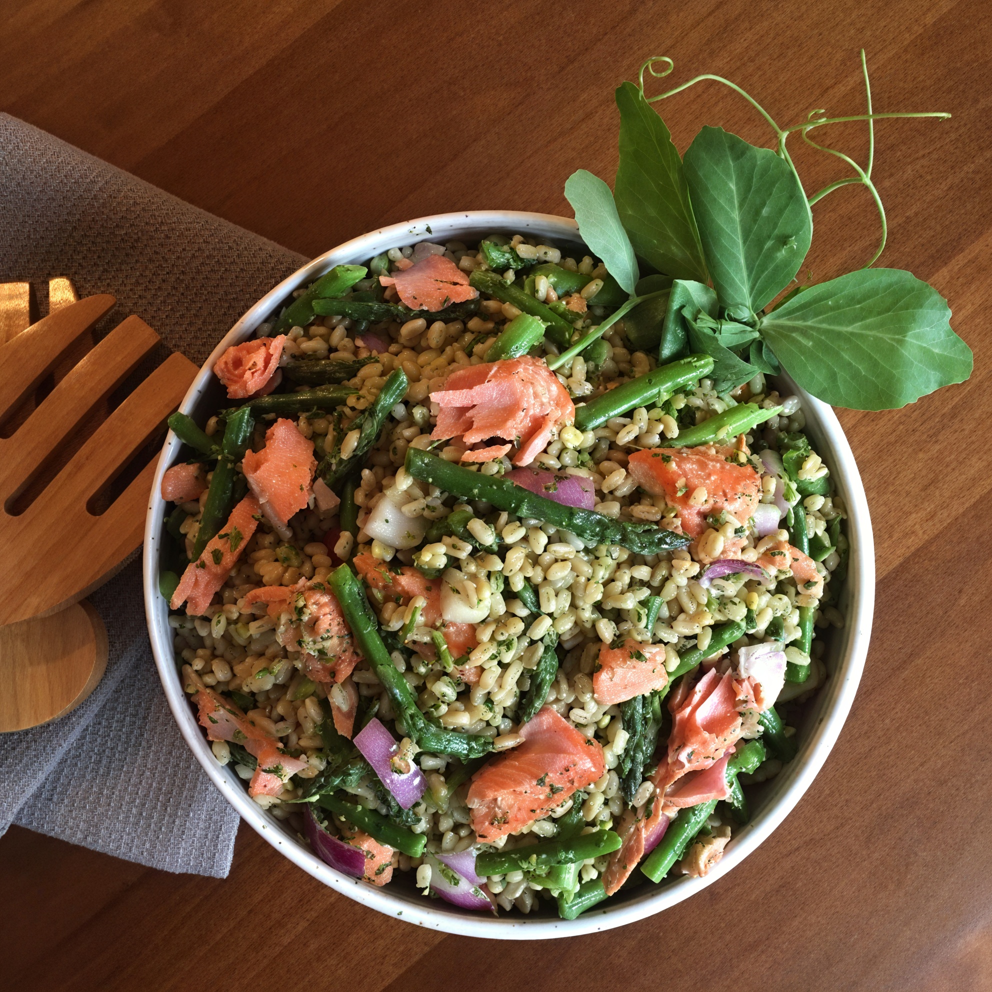 Asparagus and Farro Salad with Salmon