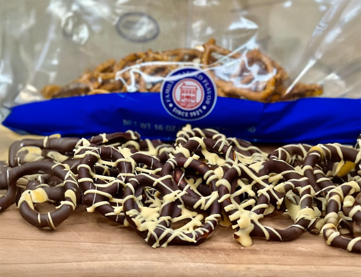 Chocolate-Covered Pretzels with Peanut Butter Drizzle