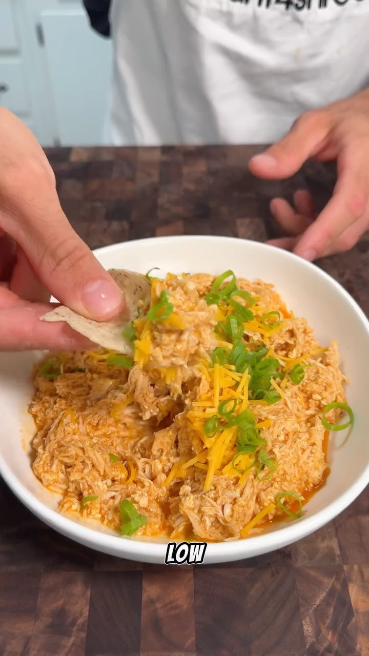 High Protein Buffalo Chicken Dip