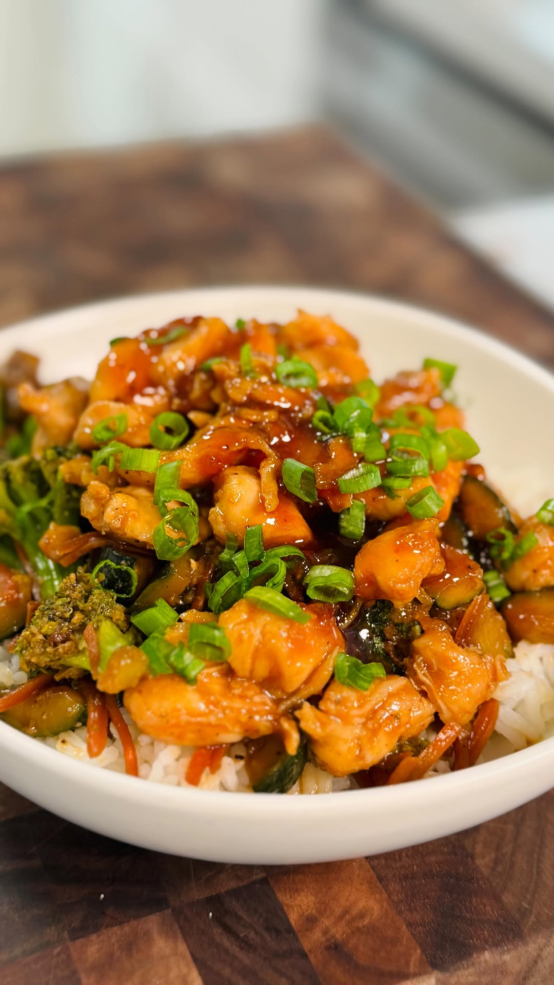 High Protein Spicy Honey Garlic Chicken Bowl