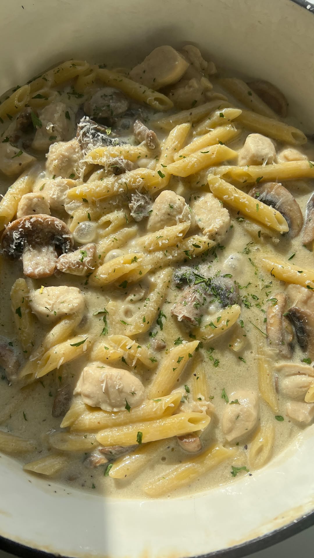 One Pot Chicken Marsala Pasta