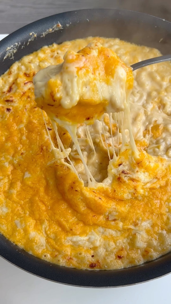 Garlic Confit Mac & Cheese