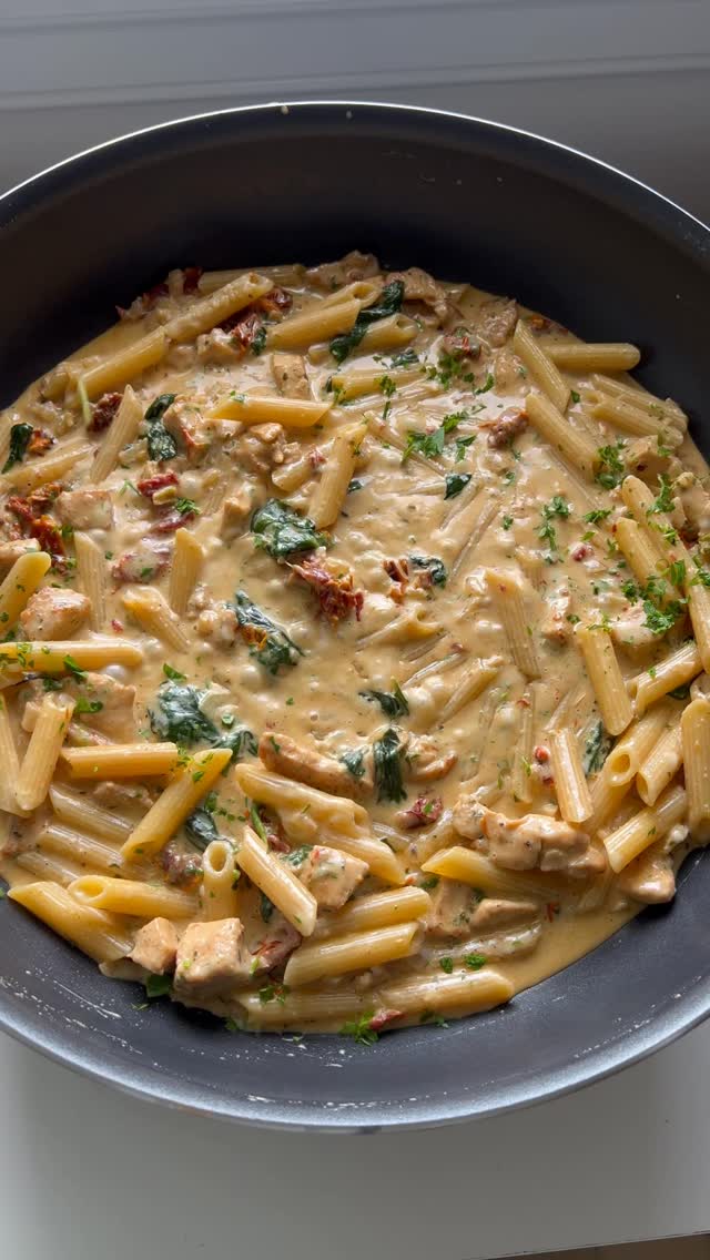 Marry Me Chicken Pasta