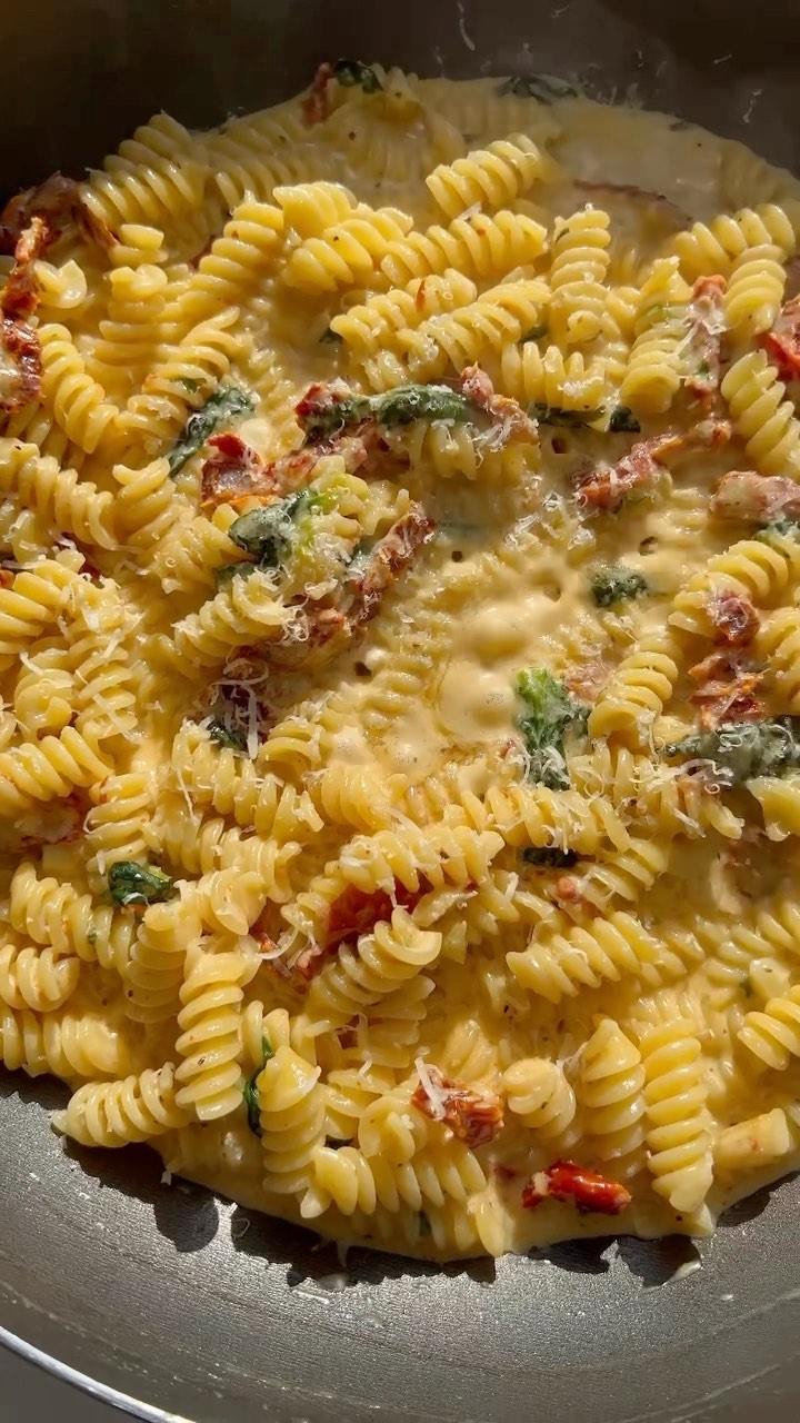 Creamy Sun-Dried Tomato Pasta