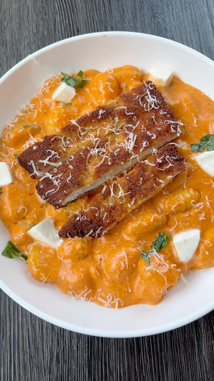 Gnocchi with Pink Sauce and Chicken Cutlet