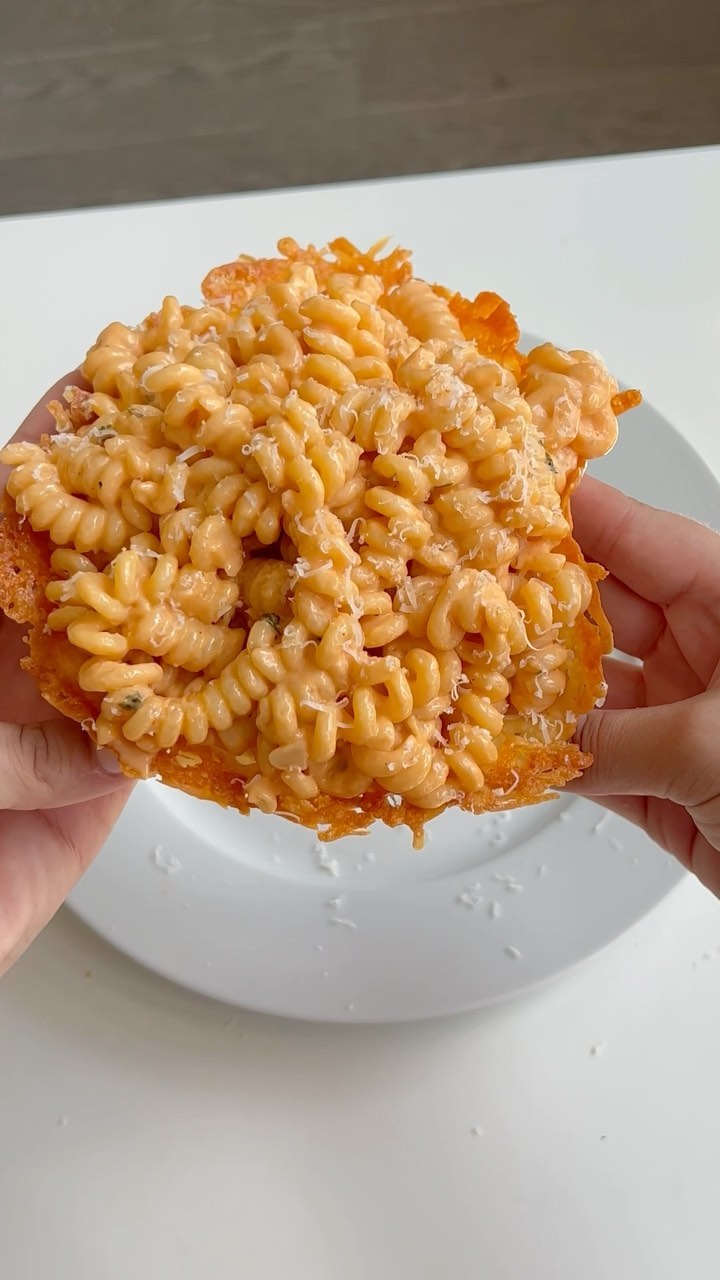 Parmesan Bowls with Creamy Tomato Pasta
