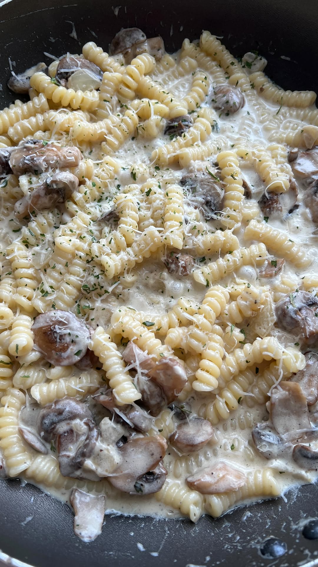 Truffle Mushroom Cream Pasta