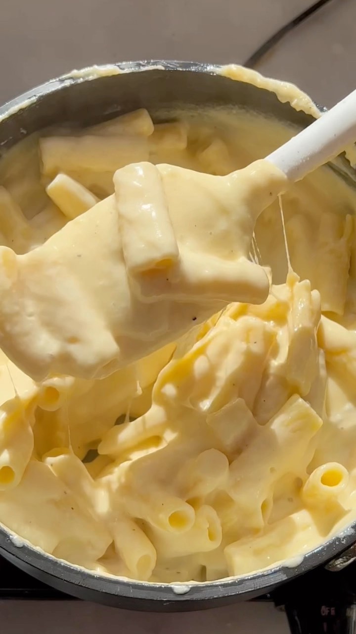 One Pot Mac & Cheese