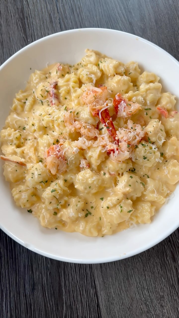 Lobster Mac & Cheese