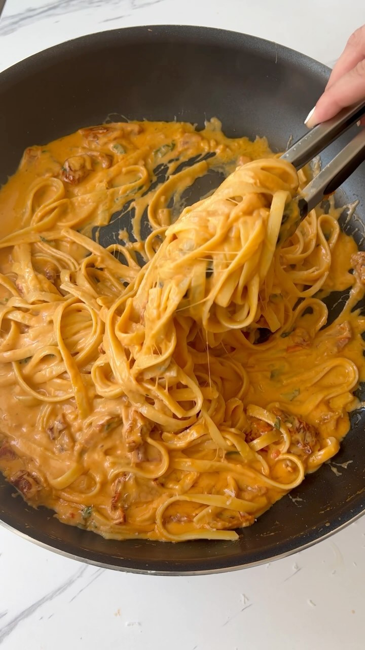 Sundried Tomato Cream Fettuccine
