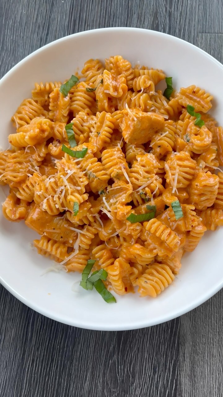 Vodka Sauce Chicken Pasta