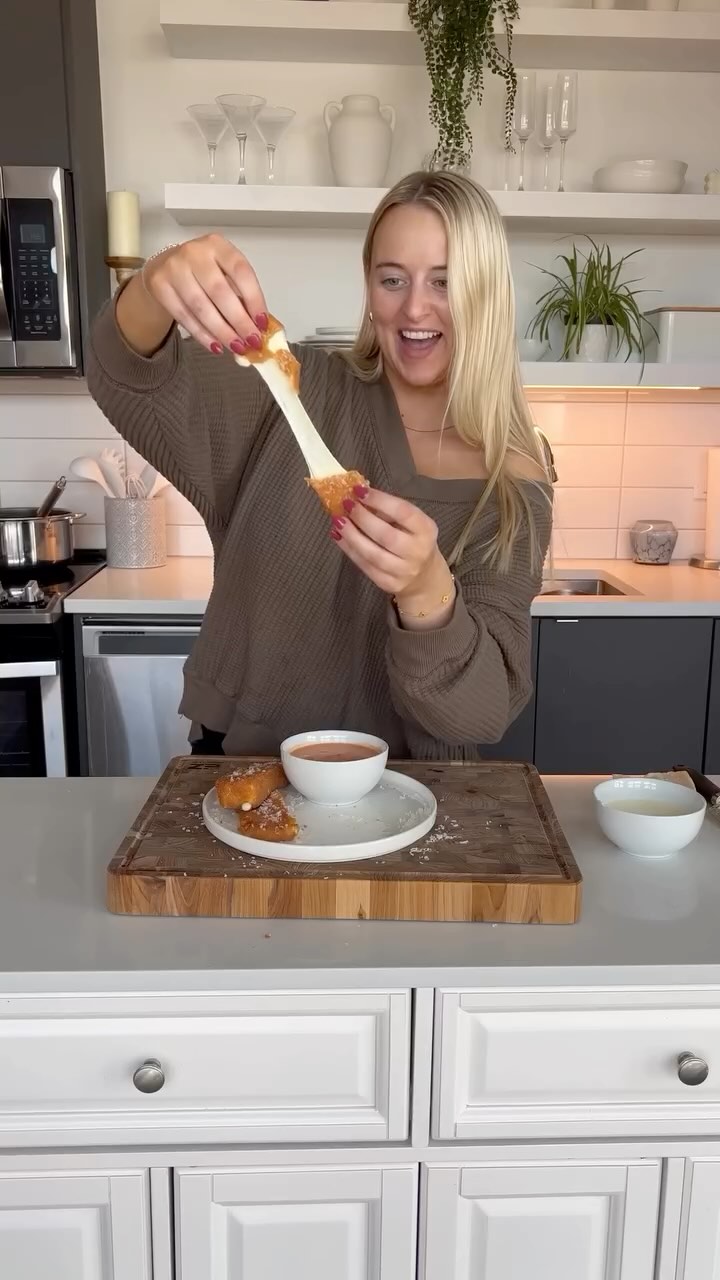 Homemade Mozzarella Sticks