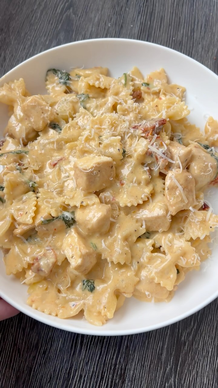 Tuscan Chicken Pasta