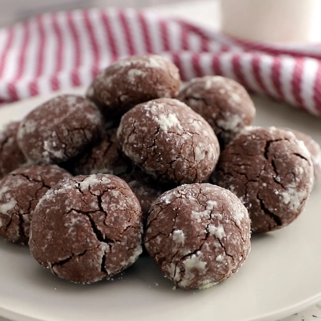Chocolate Crinkle Cookies