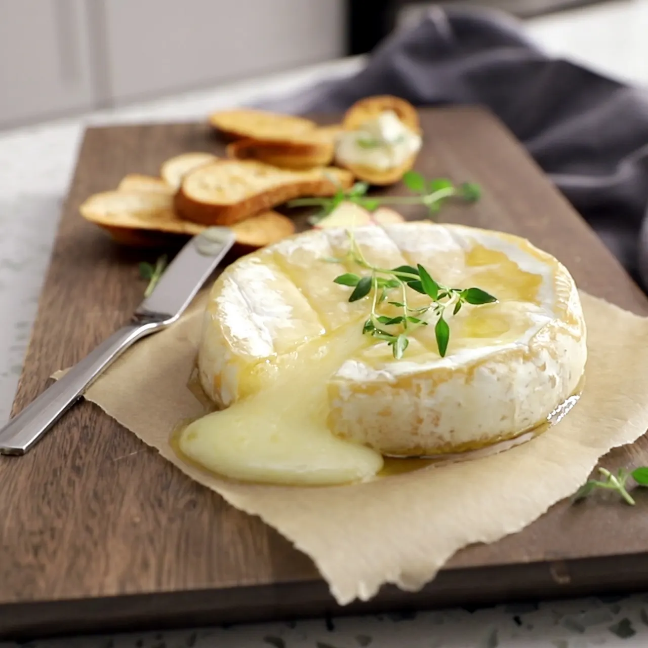 Easy Baked Brie