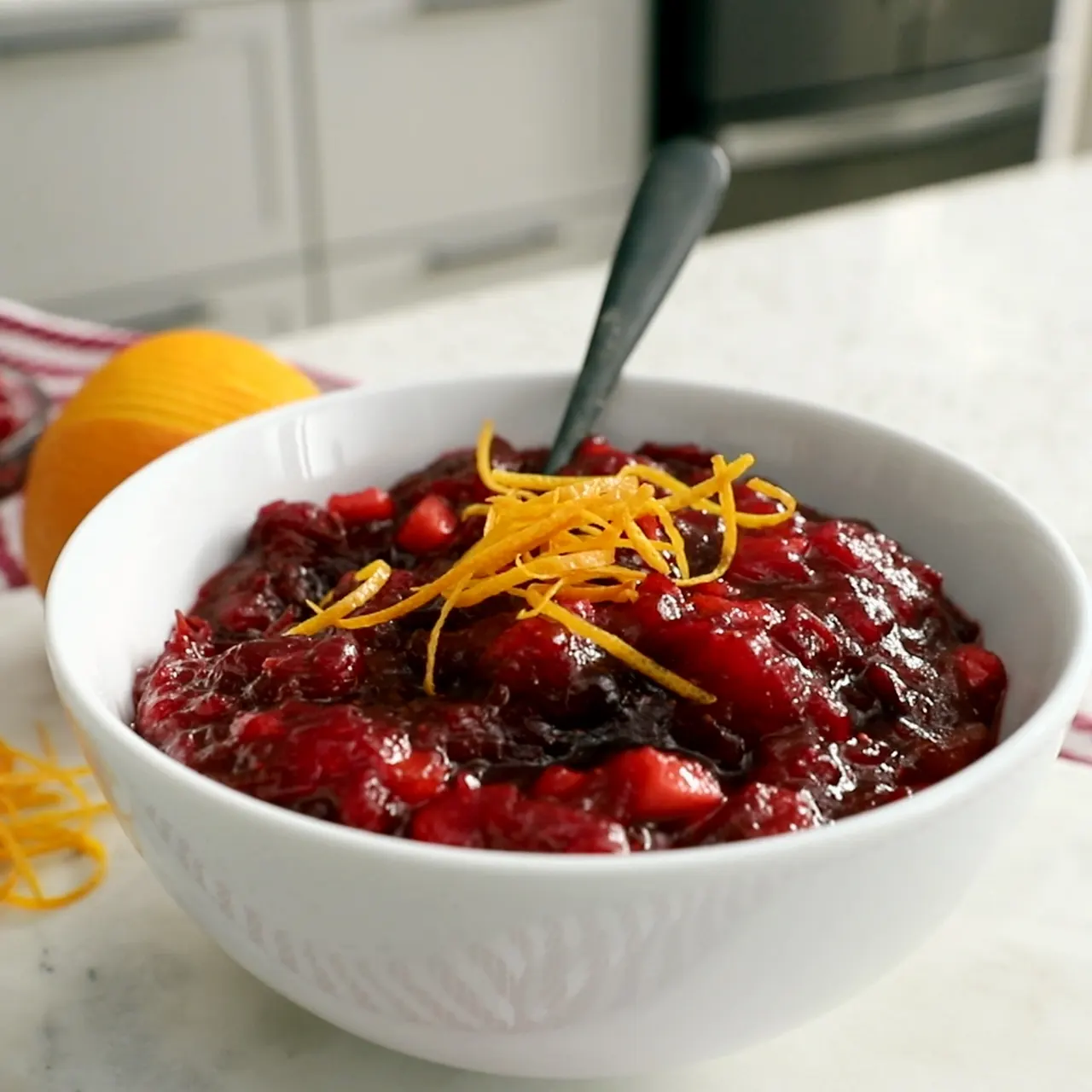 Apple and Spice Cranberry Sauce