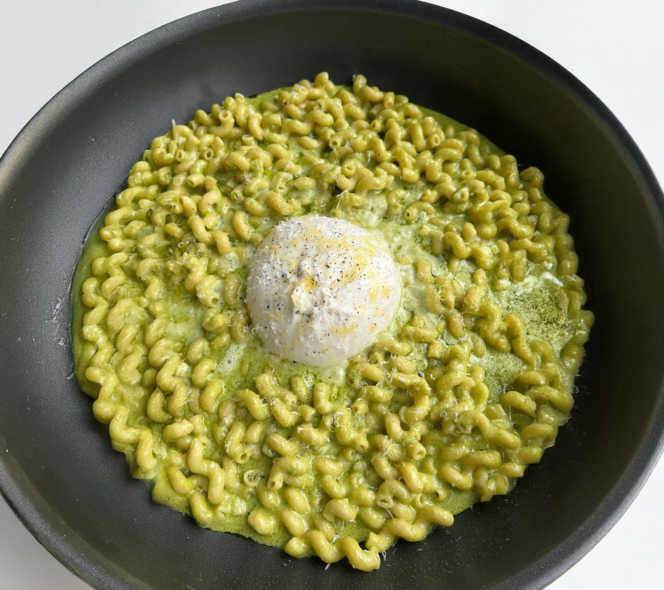 Creamy Pesto Burrata Pasta cover