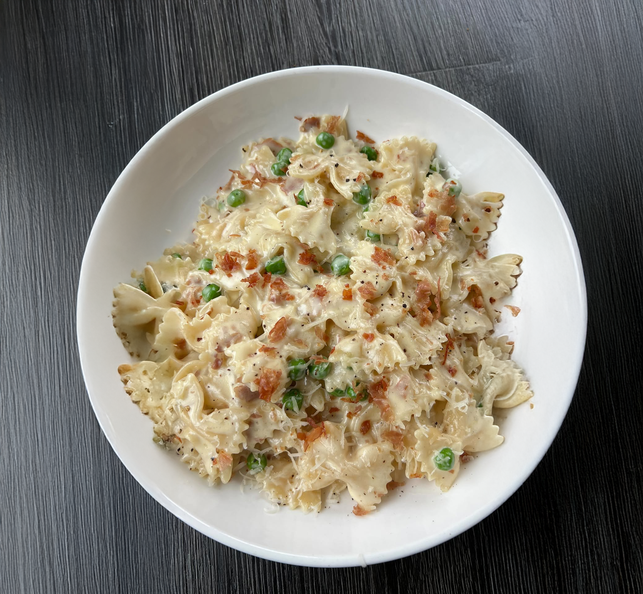 Creamy Bowtie Pasta with Peas and Prosciutto