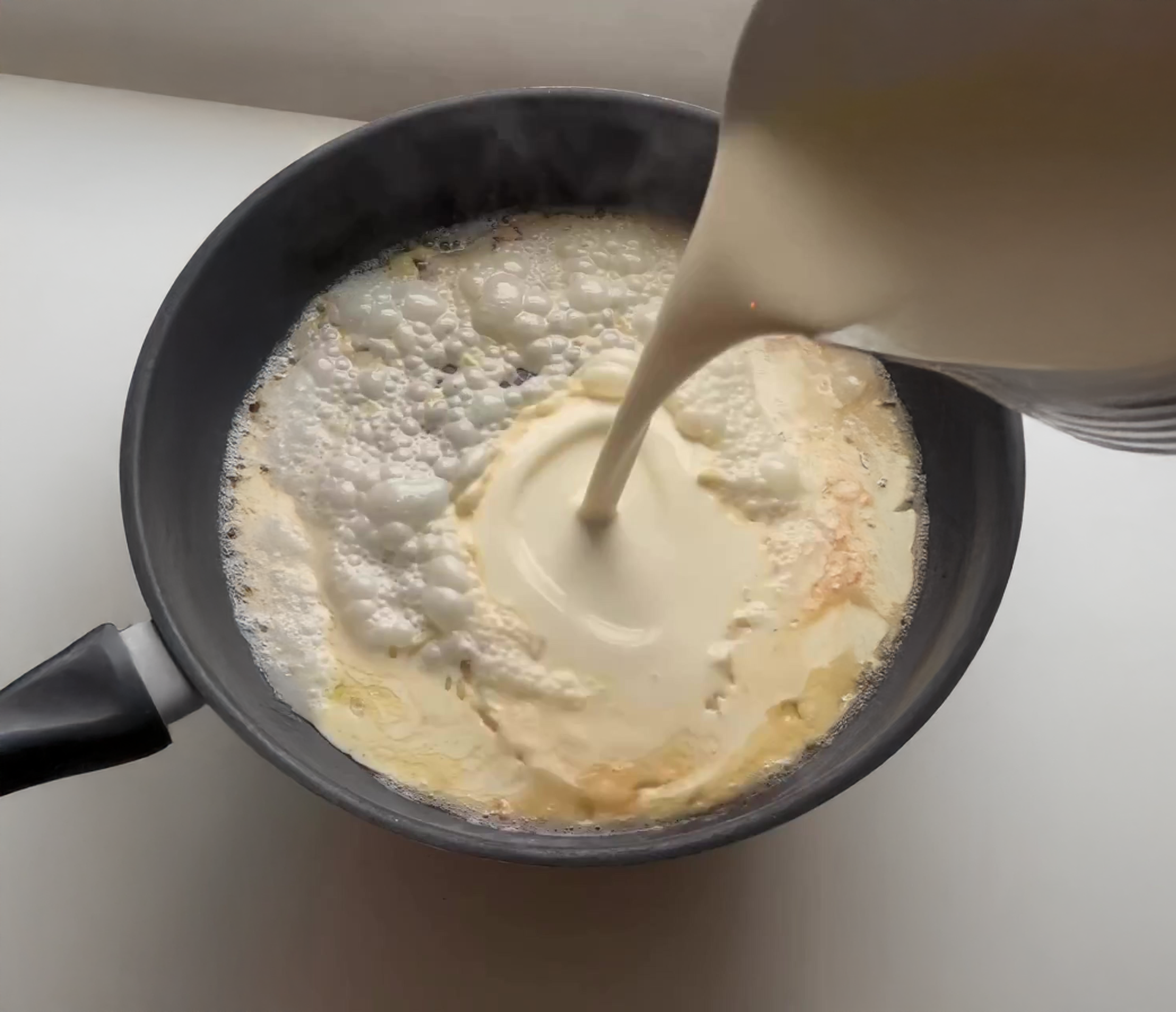 Boursin Cream Rotini with Crispy Prosciutto