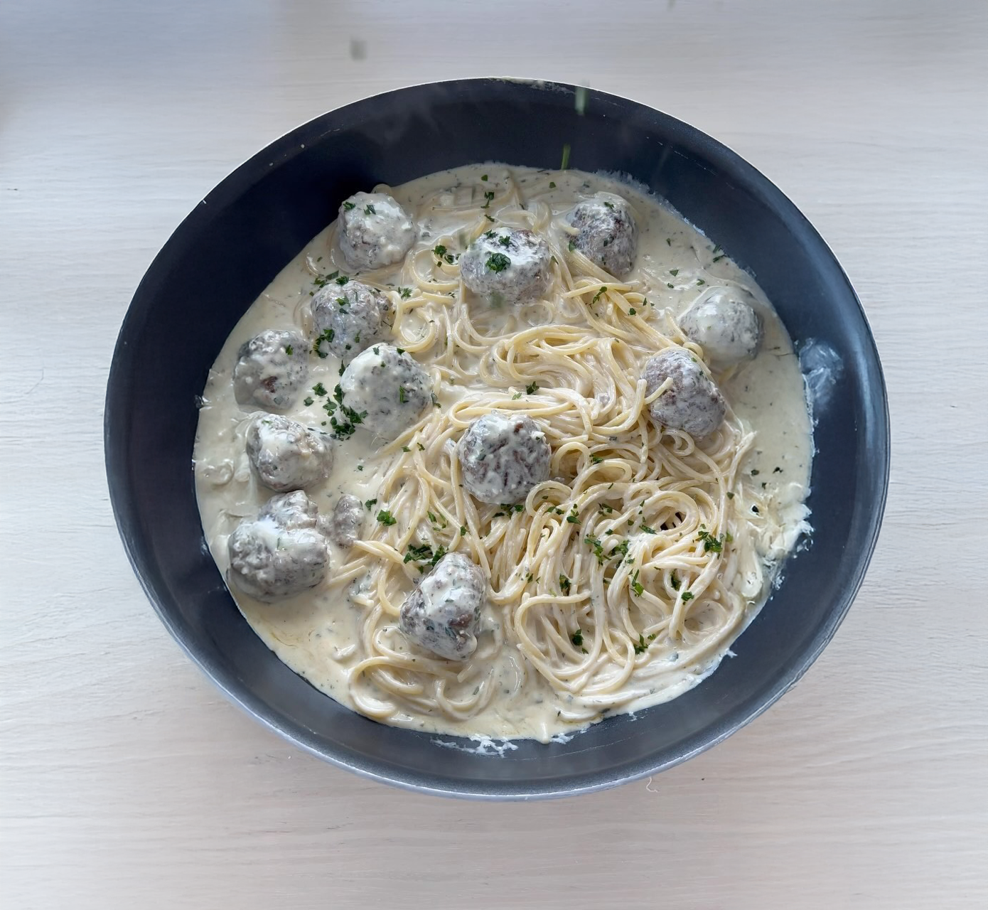 Alfredo Spaghetti with Meatballs cover