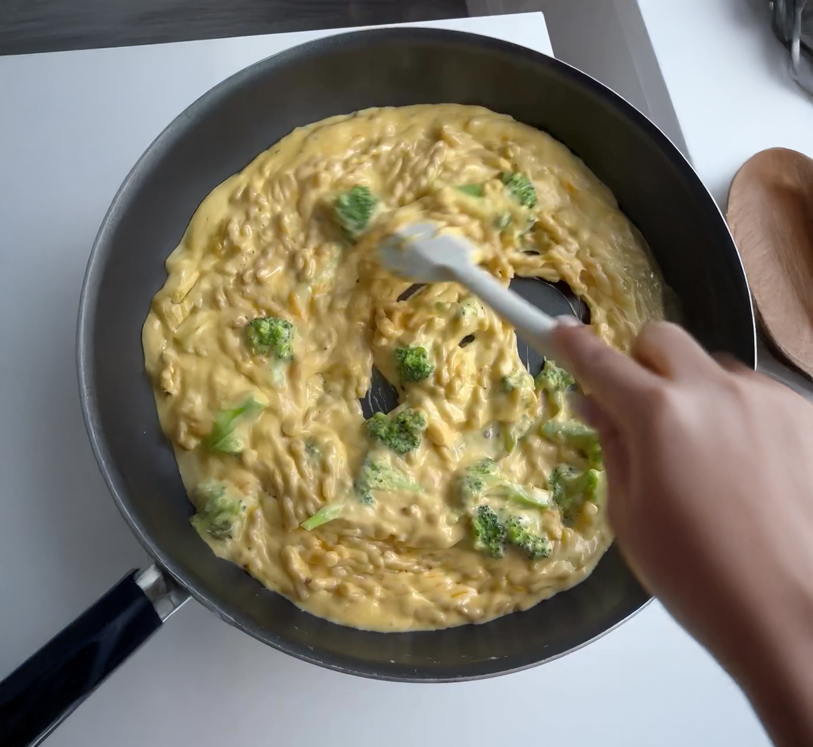 Broccoli Cheddar Pasta