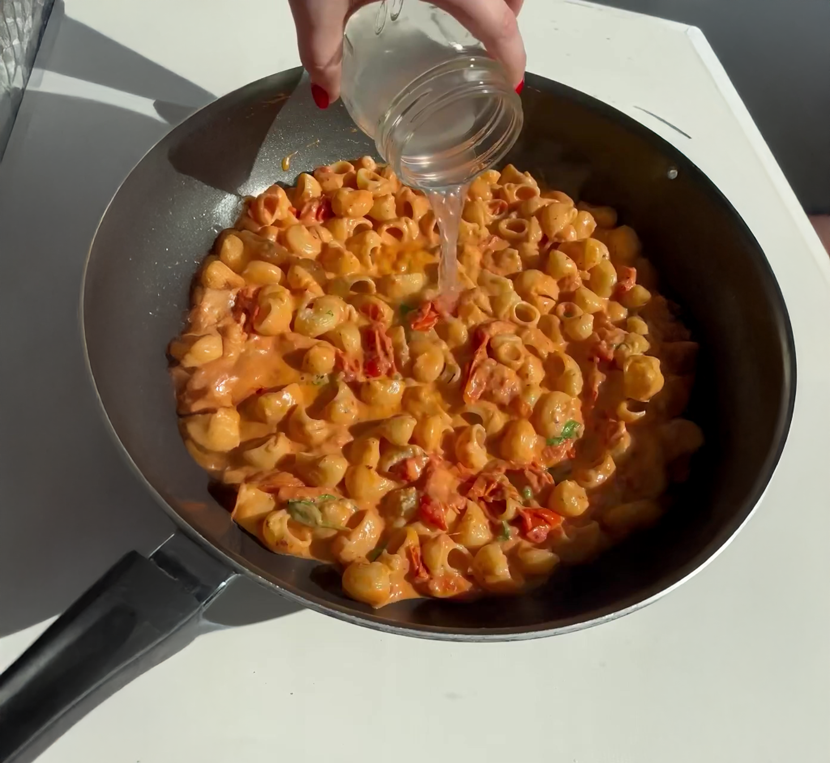 Creamy Tomato Burst Pasta