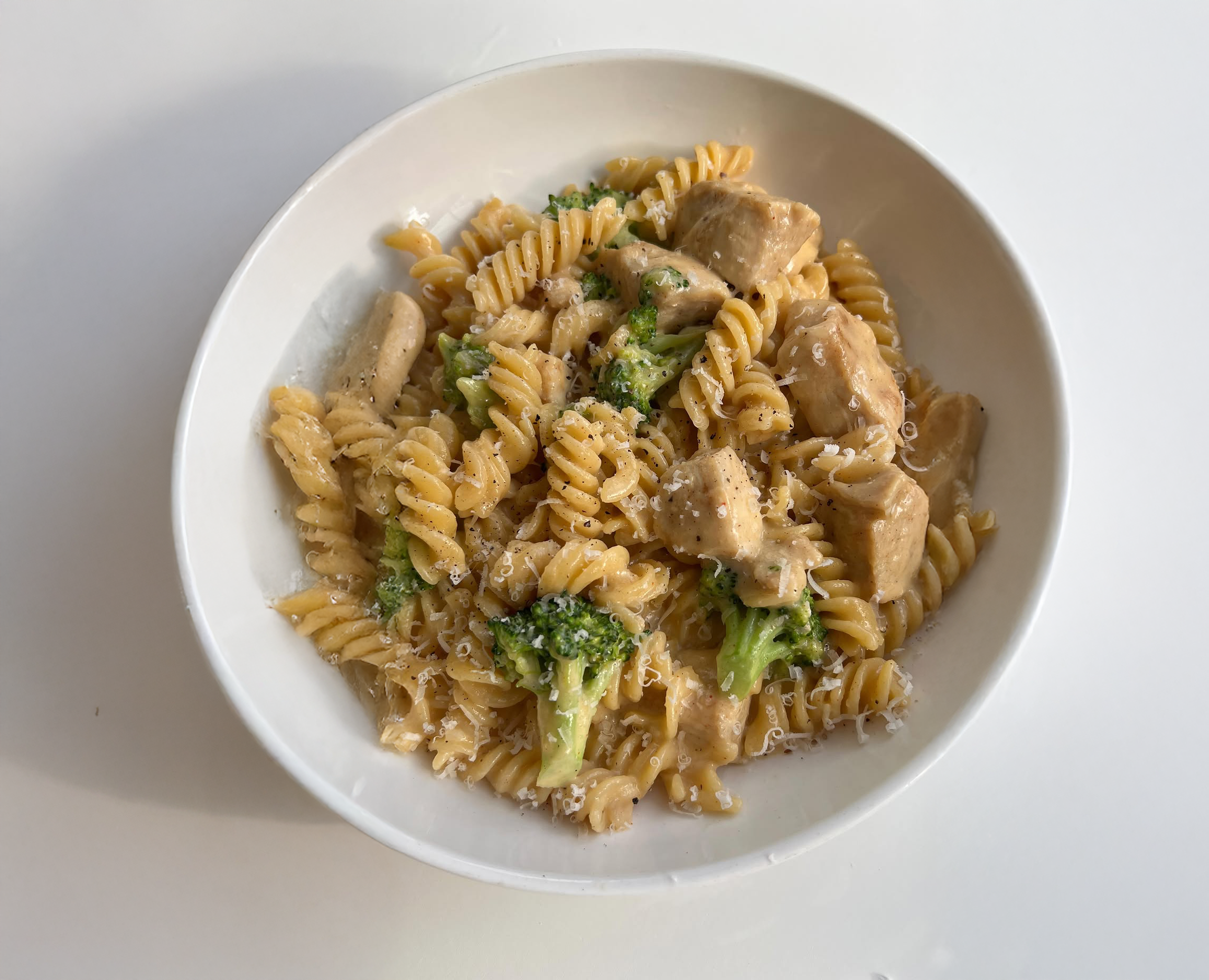 One Pot Chicken Broccoli Alfredo Pasta