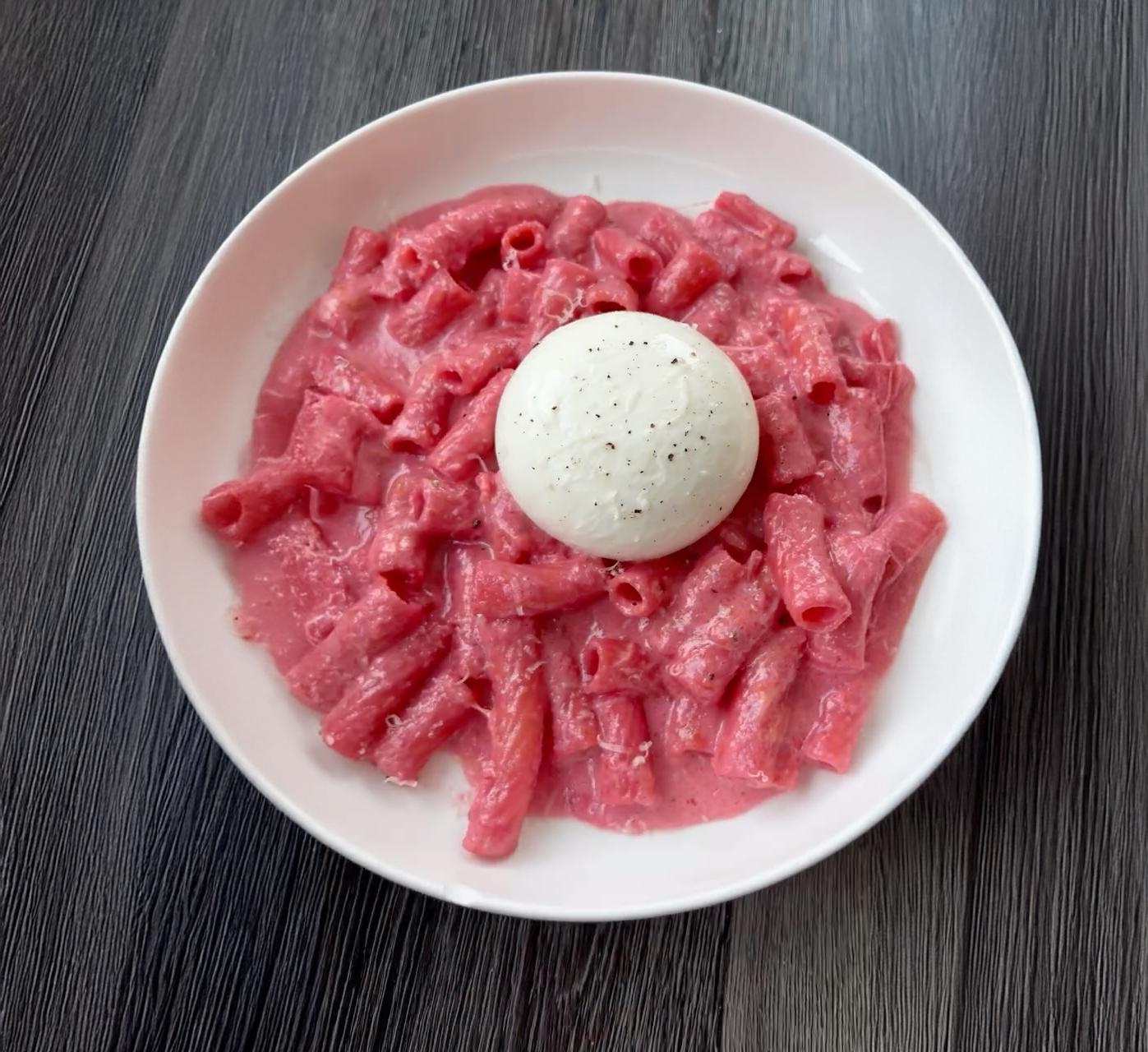 Creamy Beet Ricotta Rigatoni cover