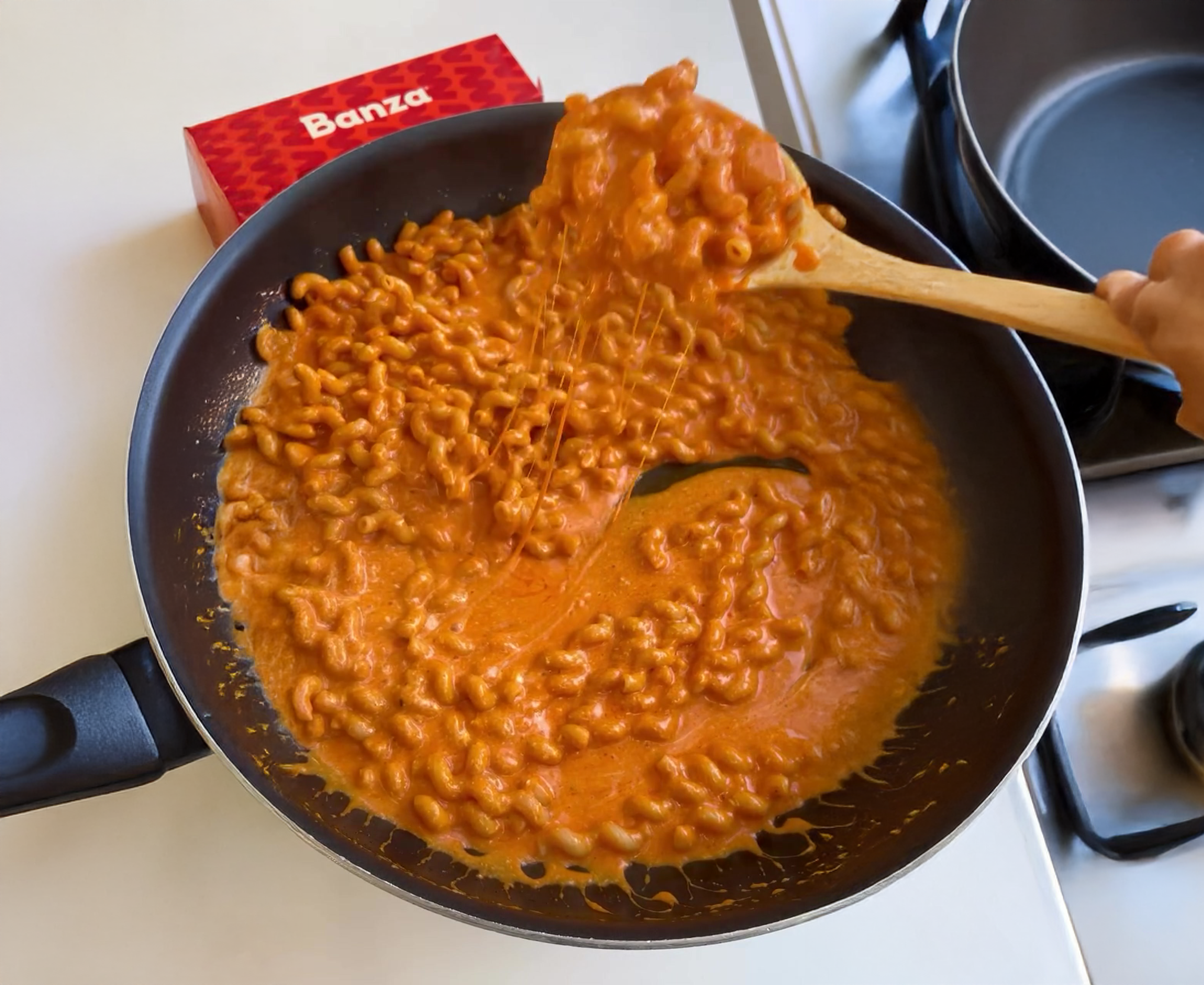 Roasted Red Pepper Gochujang Pasta