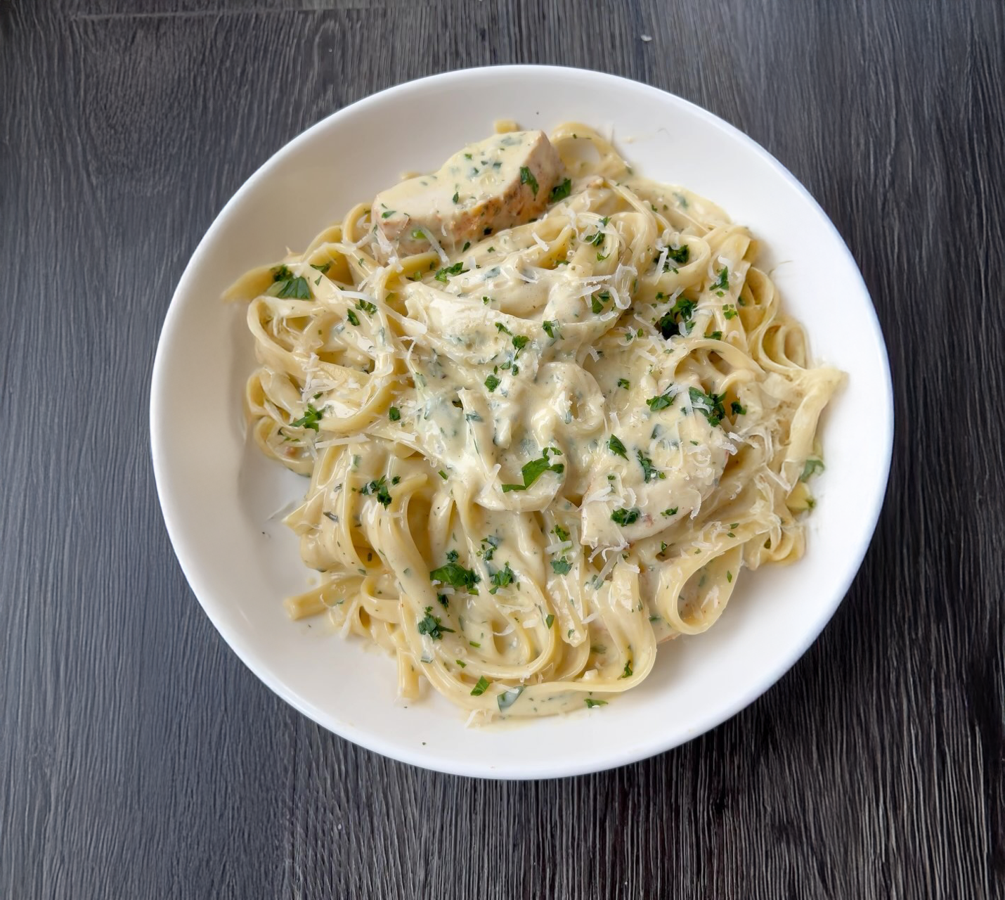 Creamy Chicken Fettuccine Alfredo