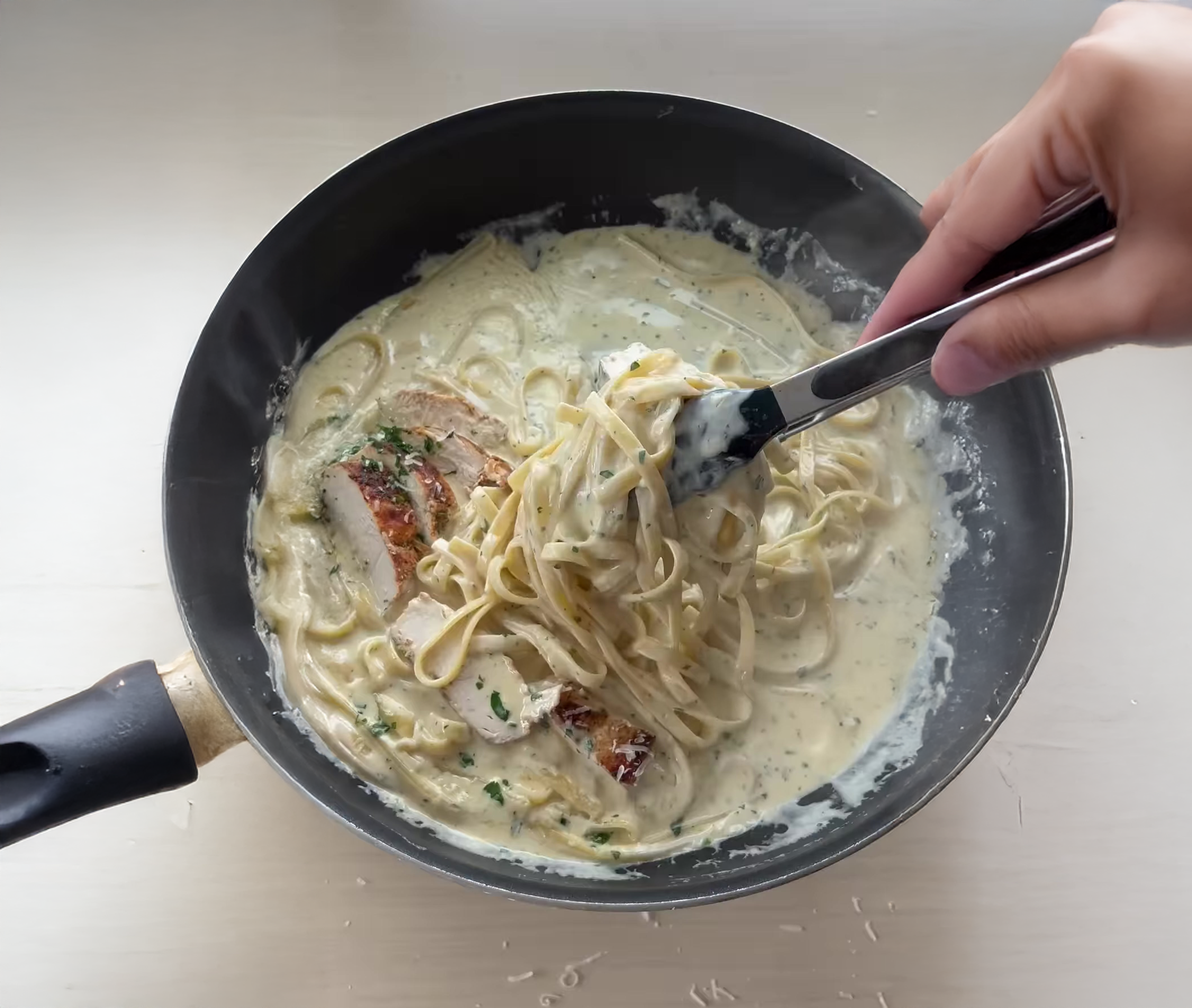 Creamy Chicken Fettuccine Alfredo