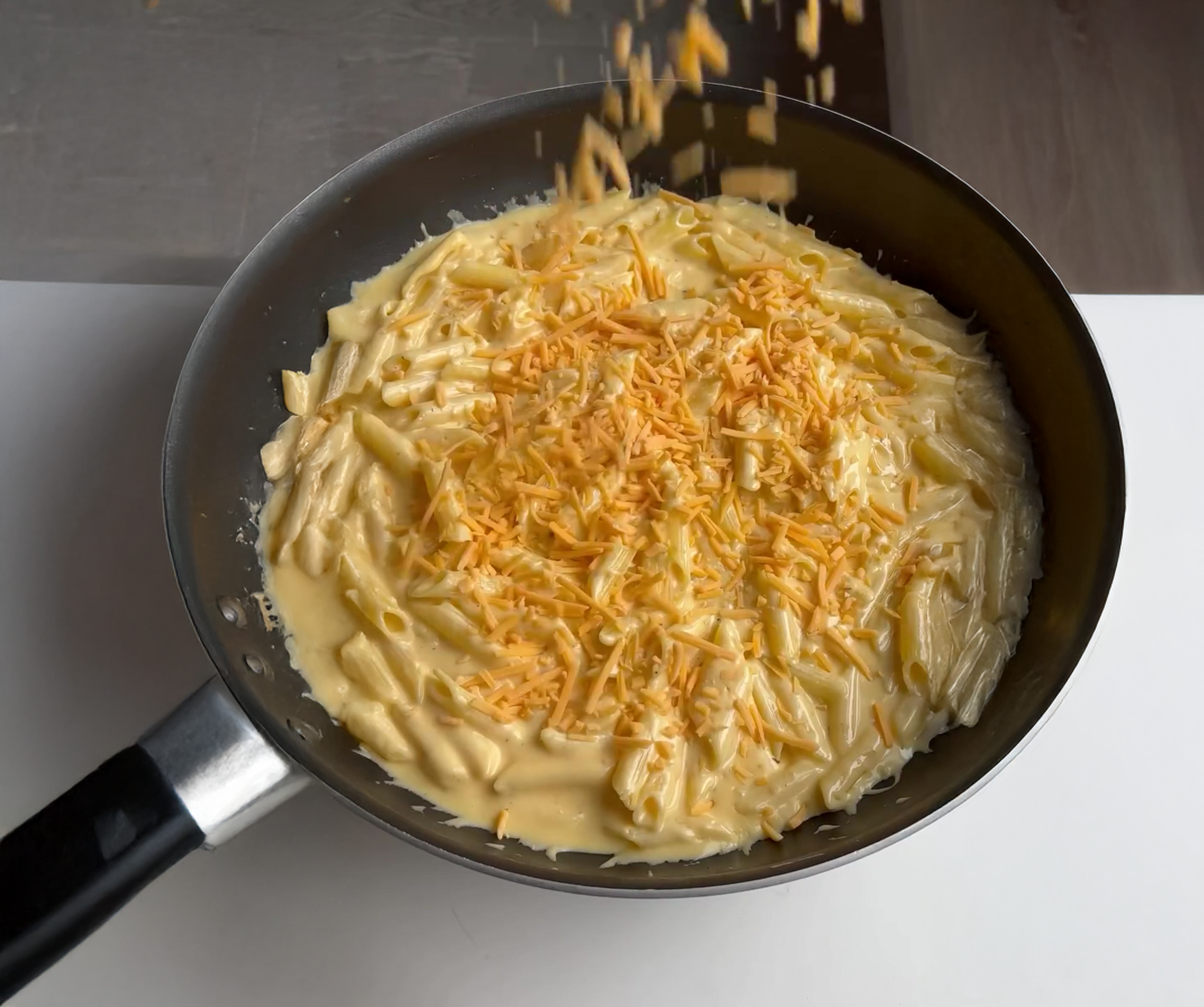 Ultimate Cheesy Baked Mac & Cheese