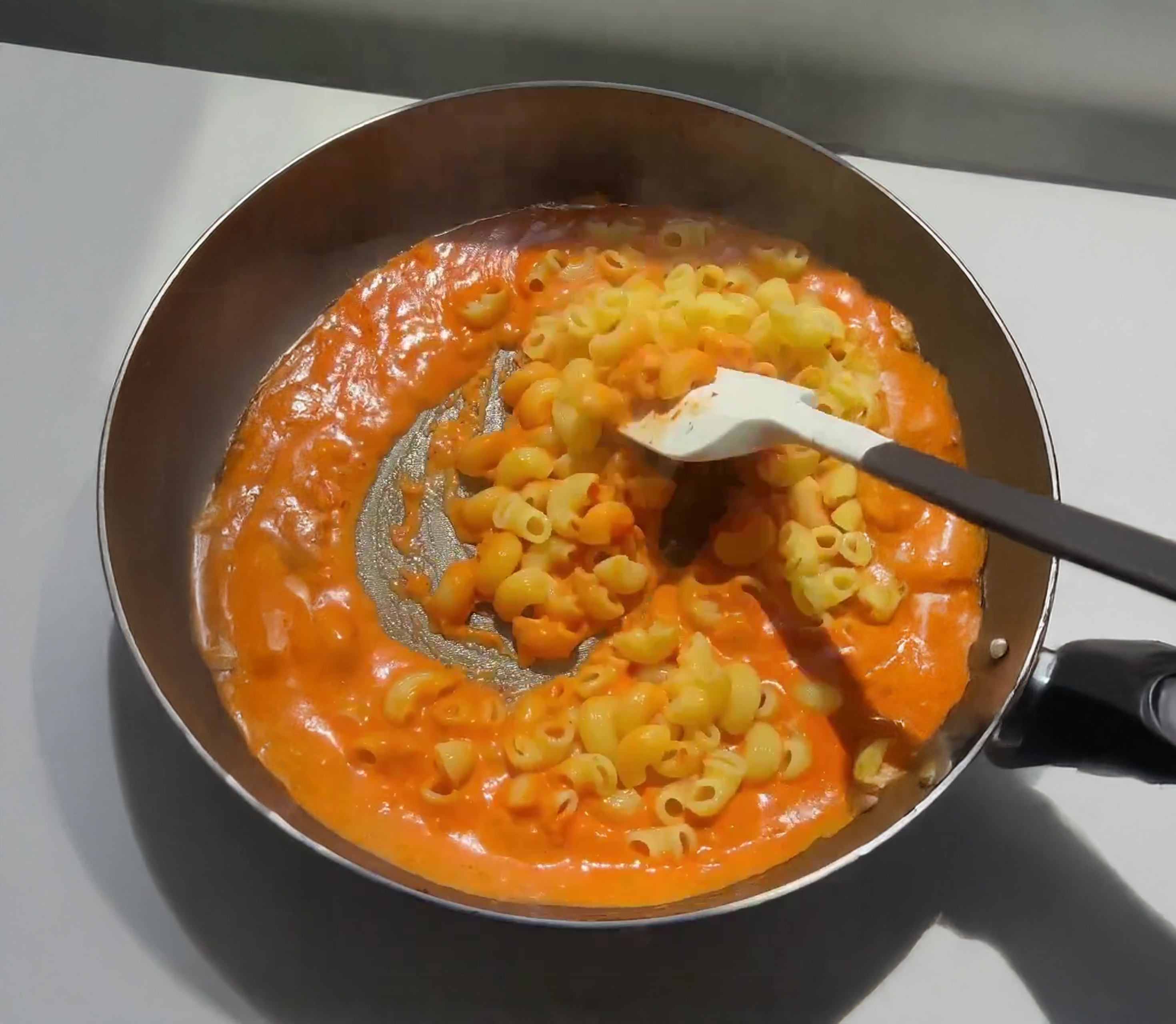 Carbone-Style Spicy Vodka Sauce with Burrata