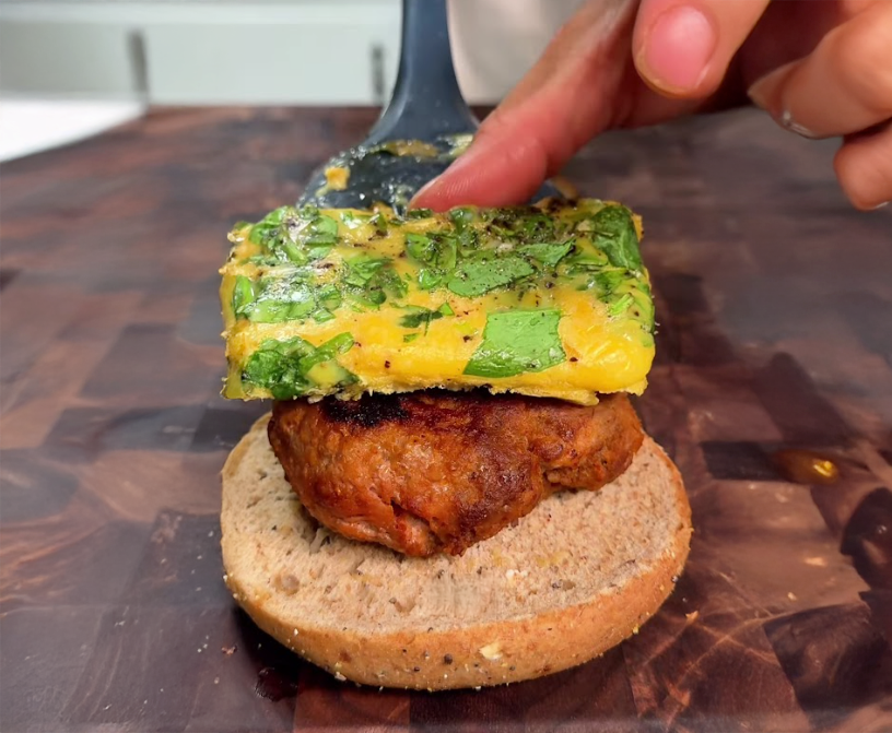 High-Protein Low-Calorie Breakfast Bagel Meal Prep