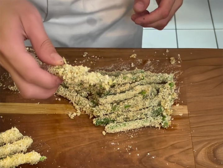 Crispy Baked Green Bean Fries with High-Protein Ranch