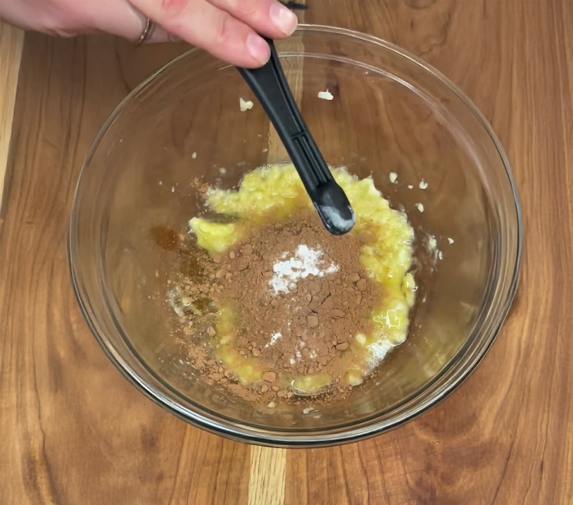 Low Calorie Chocolate Chip Brownie Bites