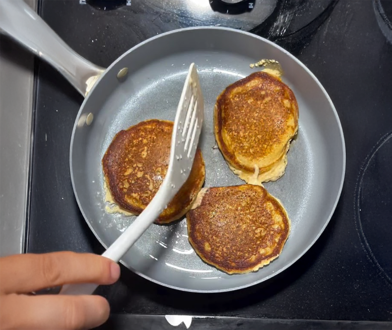 Oatmeal Protein Pancakes
