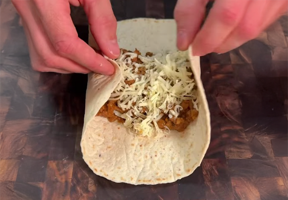 High Protein Creamy Chipotle Burrito Meal Prep