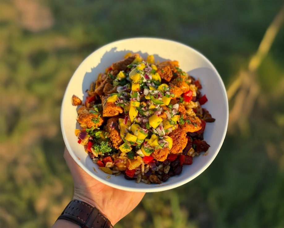 Costa Rica-Inspired High Protein Chicken Bowl cover