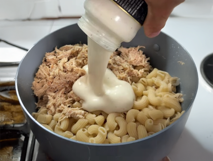 High Protein Shredded Chicken Alfredo Meal Prep
