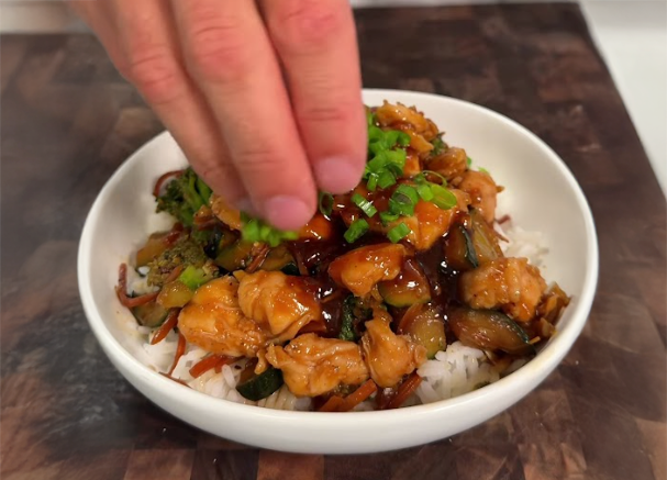 High Protein Spicy Honey Garlic Chicken Bowl