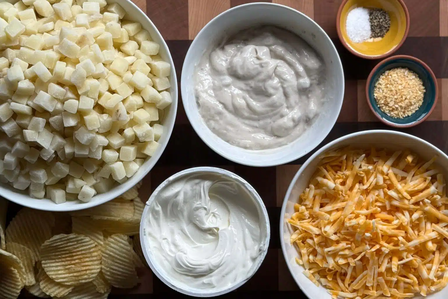 Funeral Potatoes (Cheesy Potato Casserole)