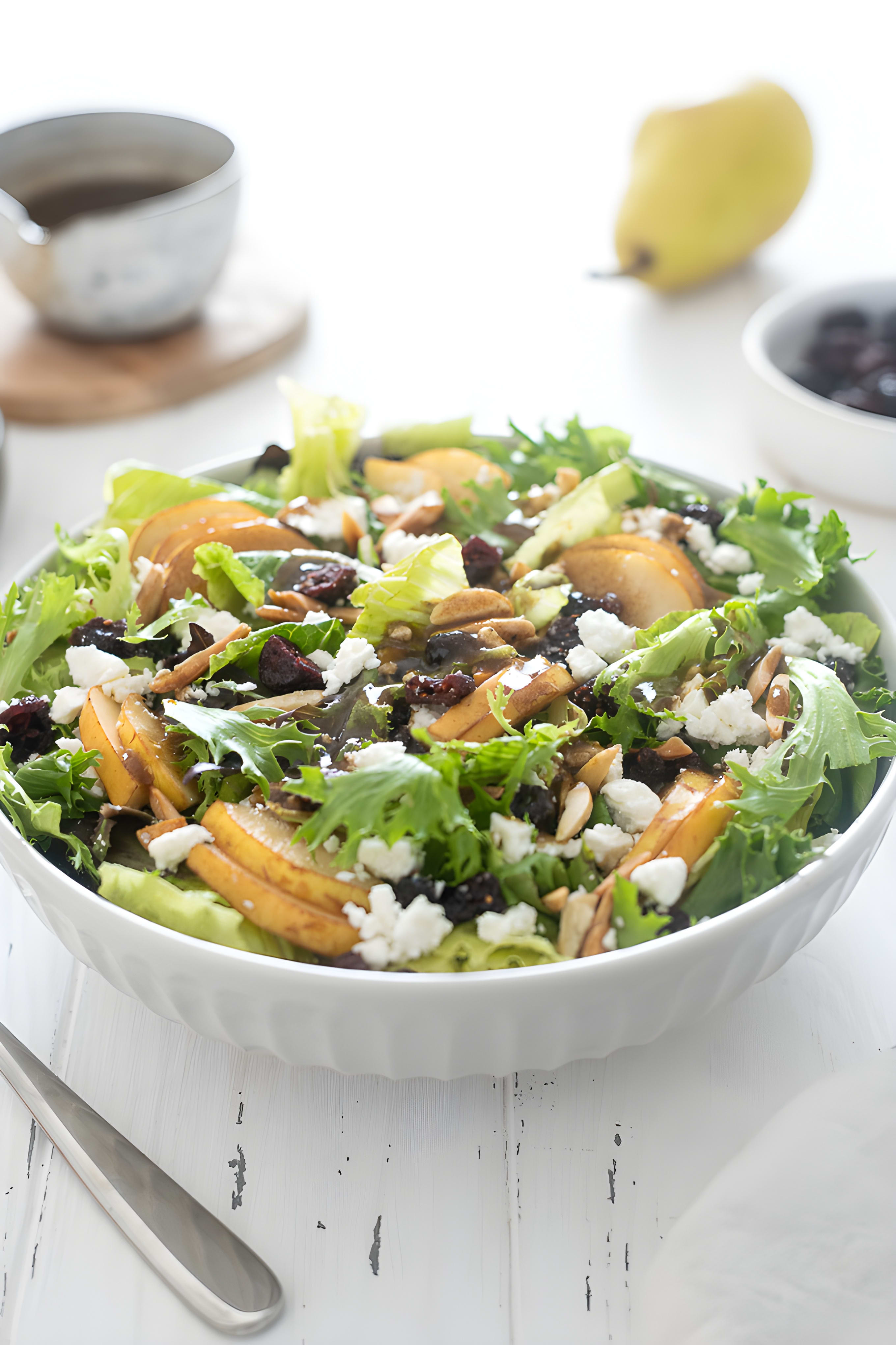Pear Salad with Feta and Cranberries