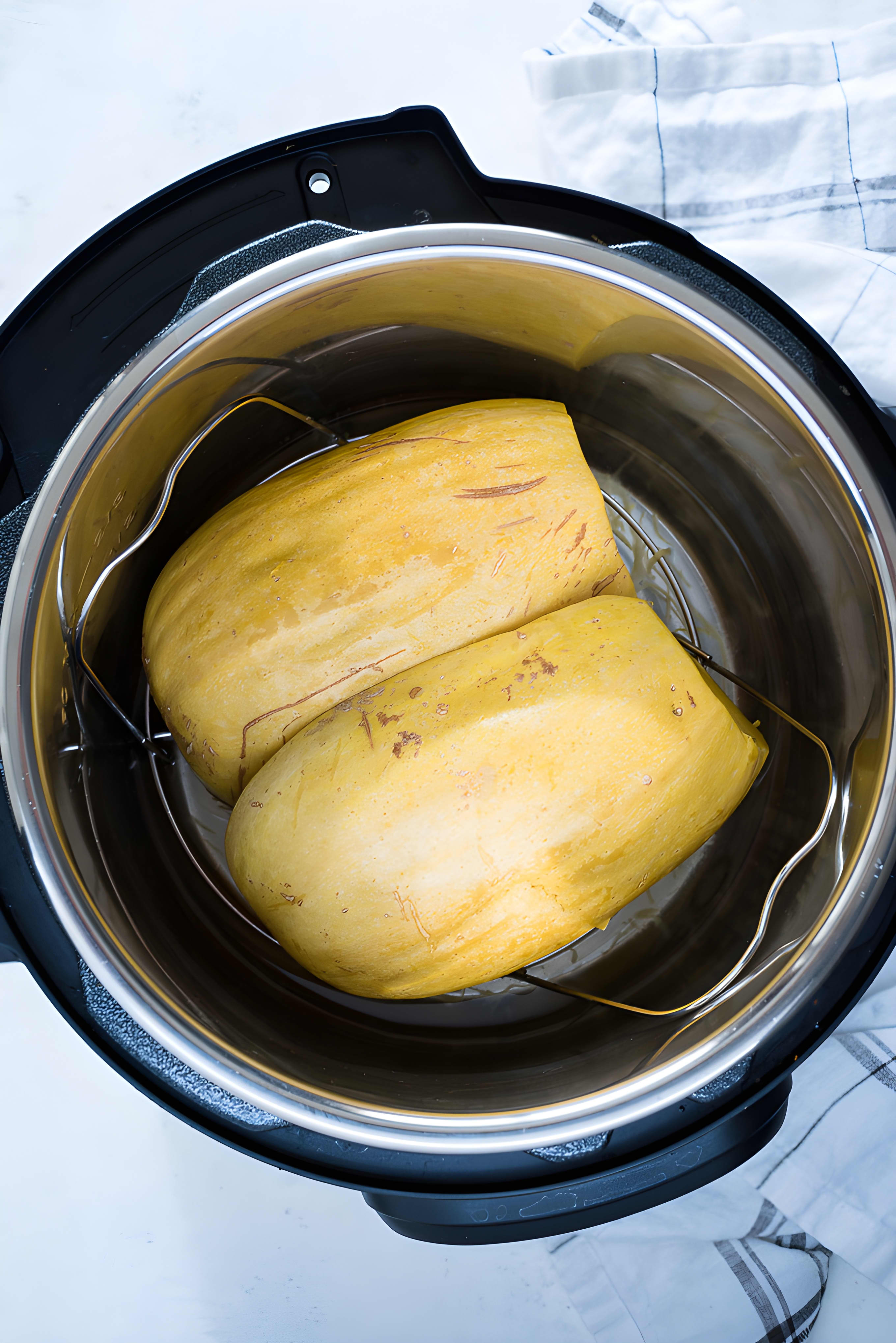 Spaghetti Squash (Instant Pot, Microwave & Oven)