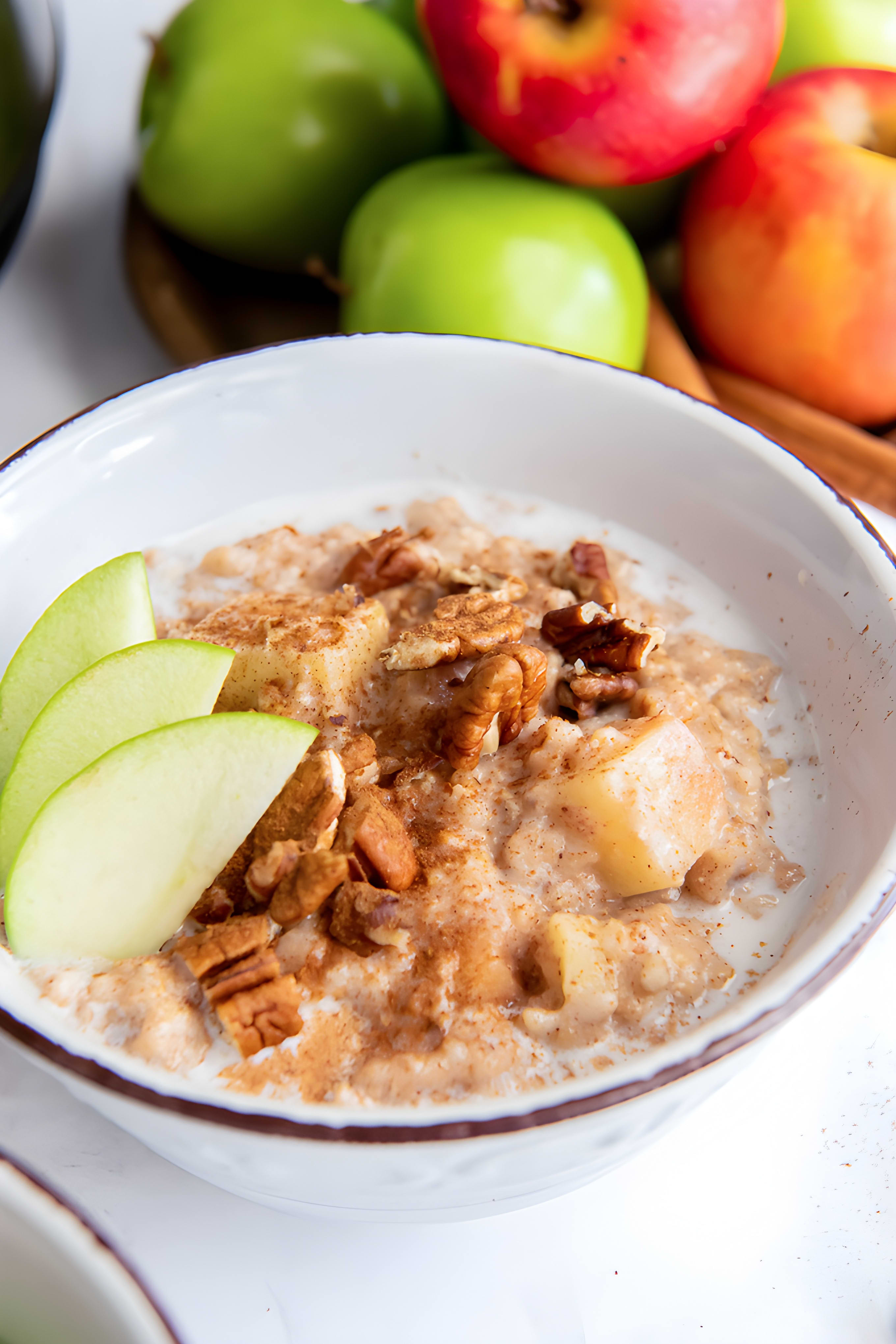 Apple Crockpot Steel Cut Oats