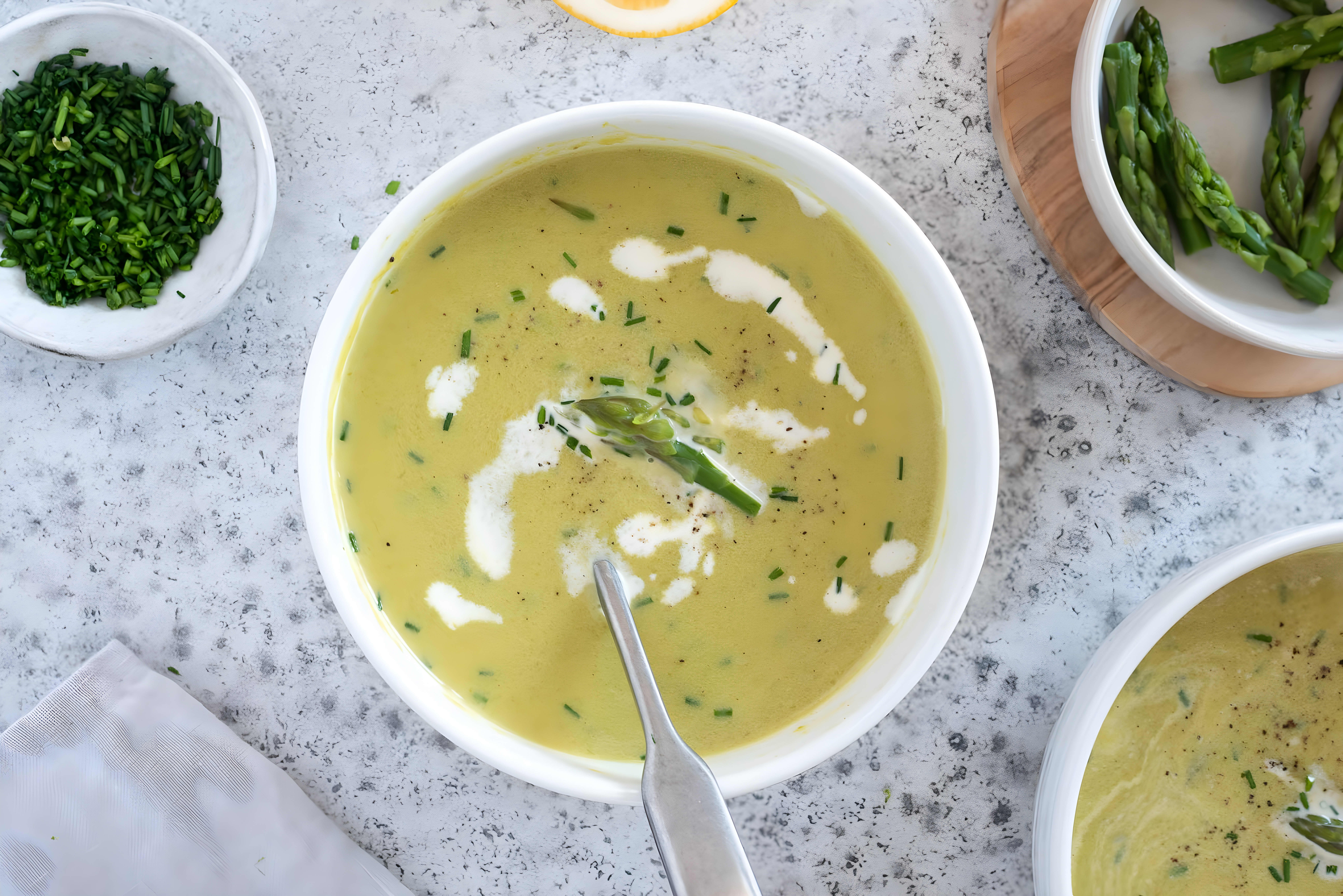 Creamy Asparagus Leek Soup