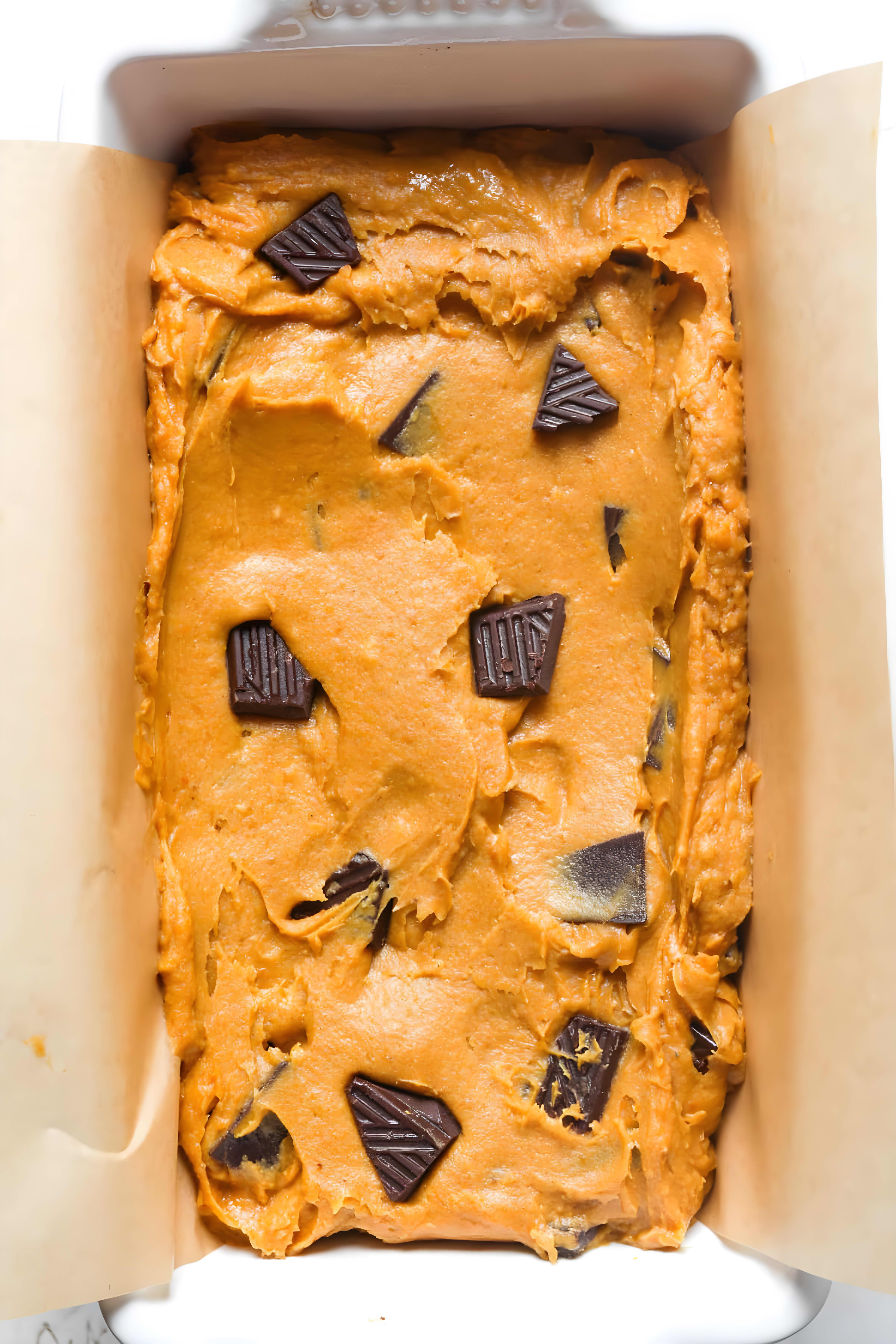 Pumpkin Chocolate Chip Bread