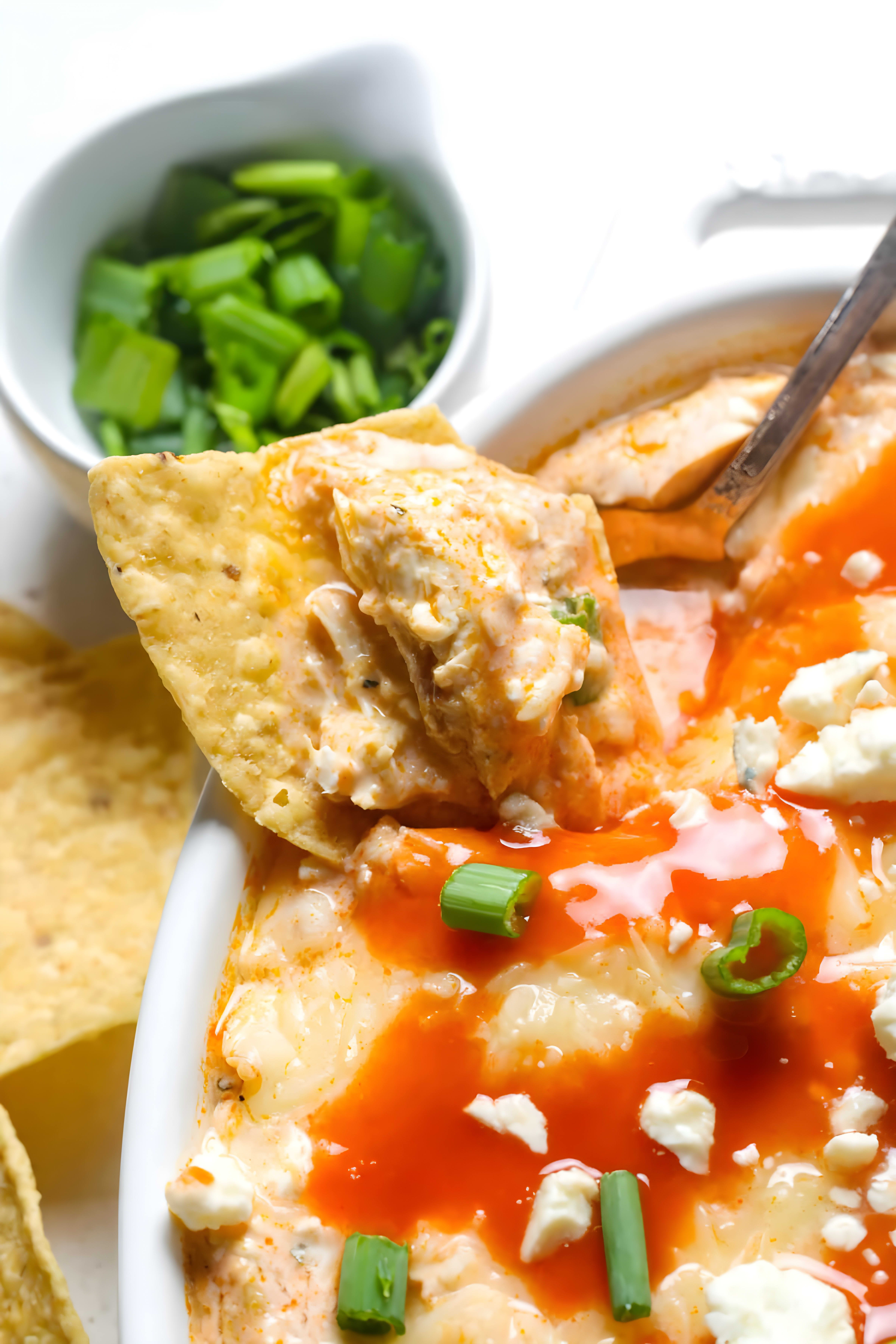 Healthy Buffalo Chicken Dip