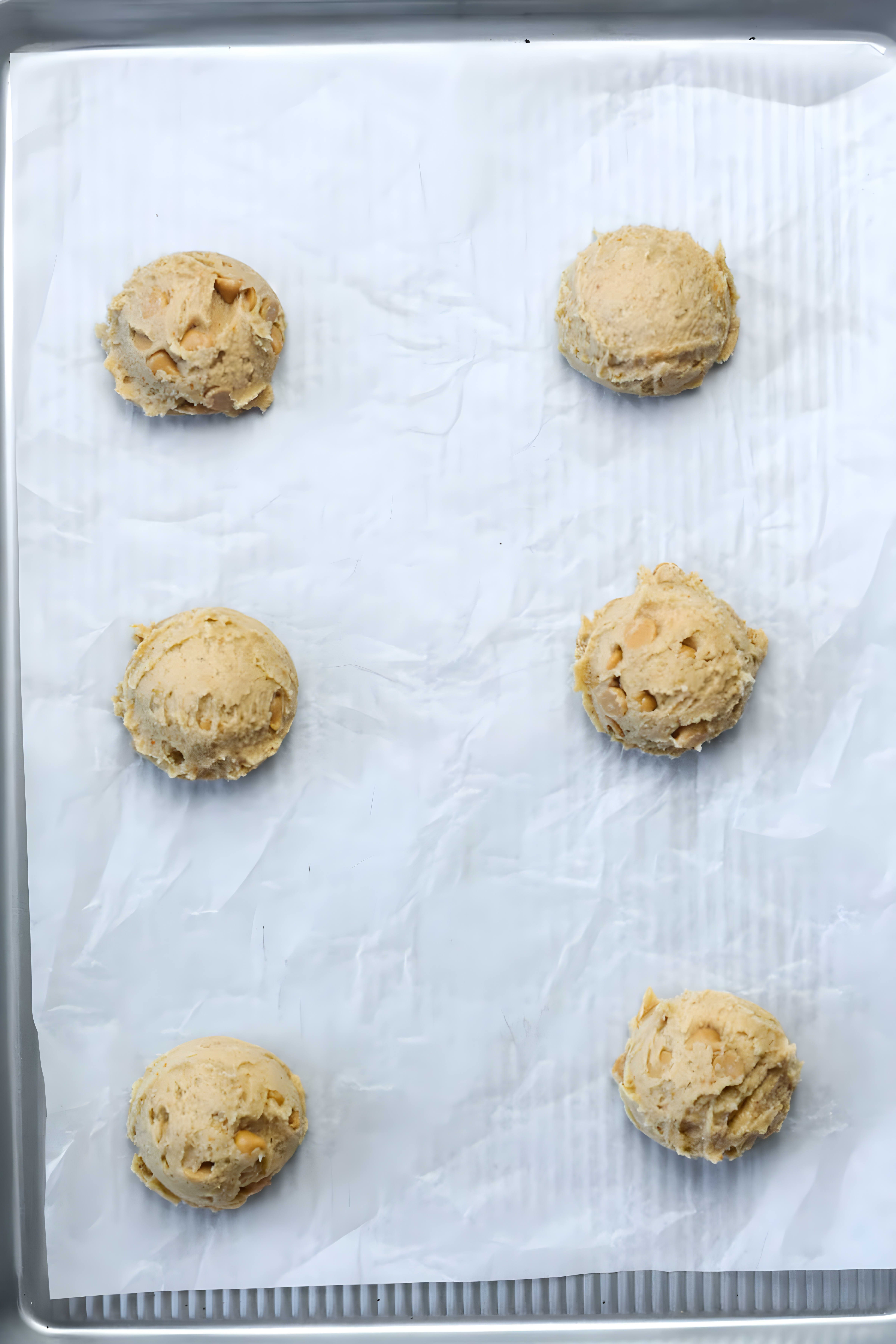 Chewy Peanut Butter Cookies