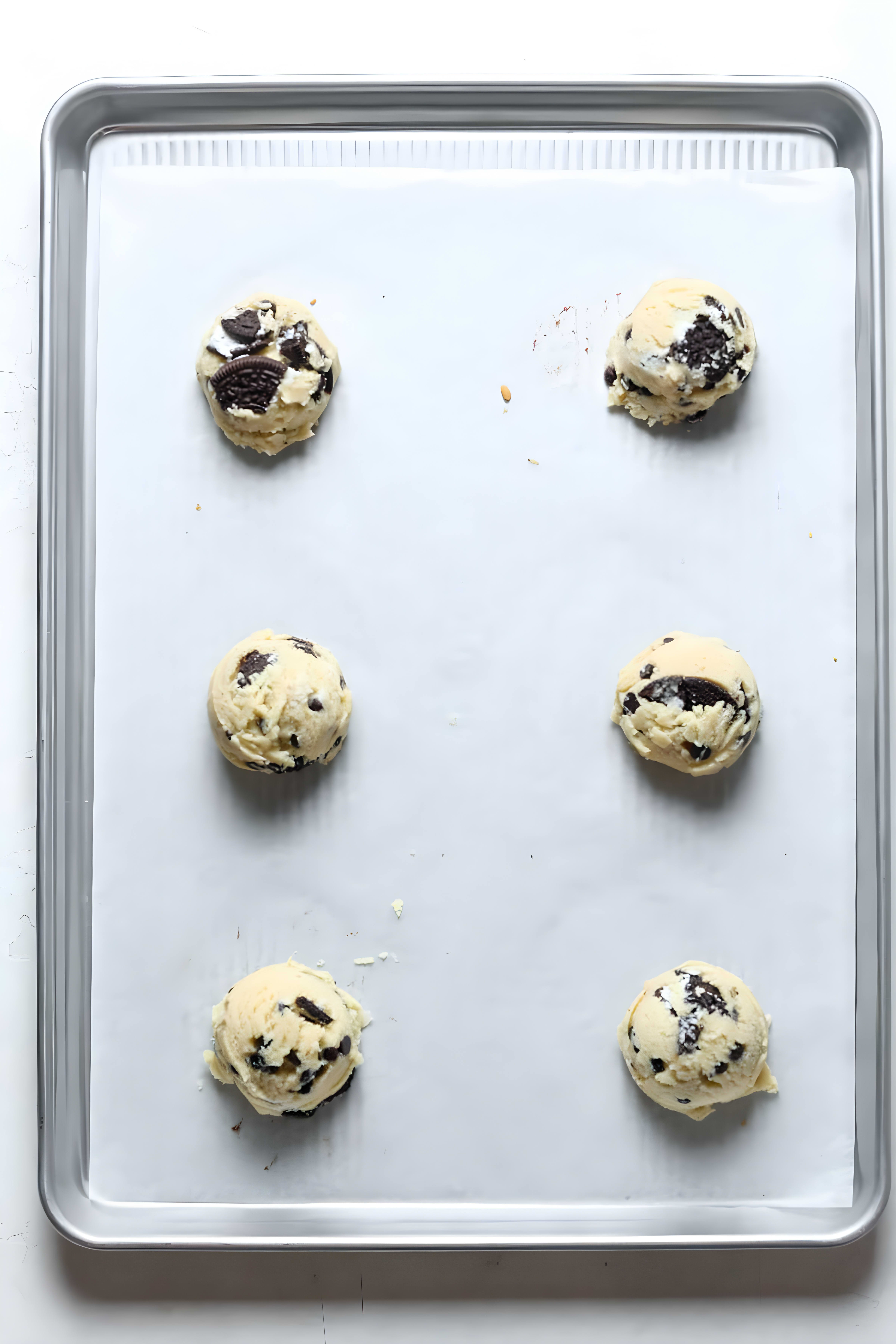 Oreo Chocolate Chip Cookies